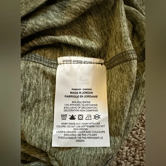 Nike Dri-FIT Quarter Zip Top. - Picture 5 of 5